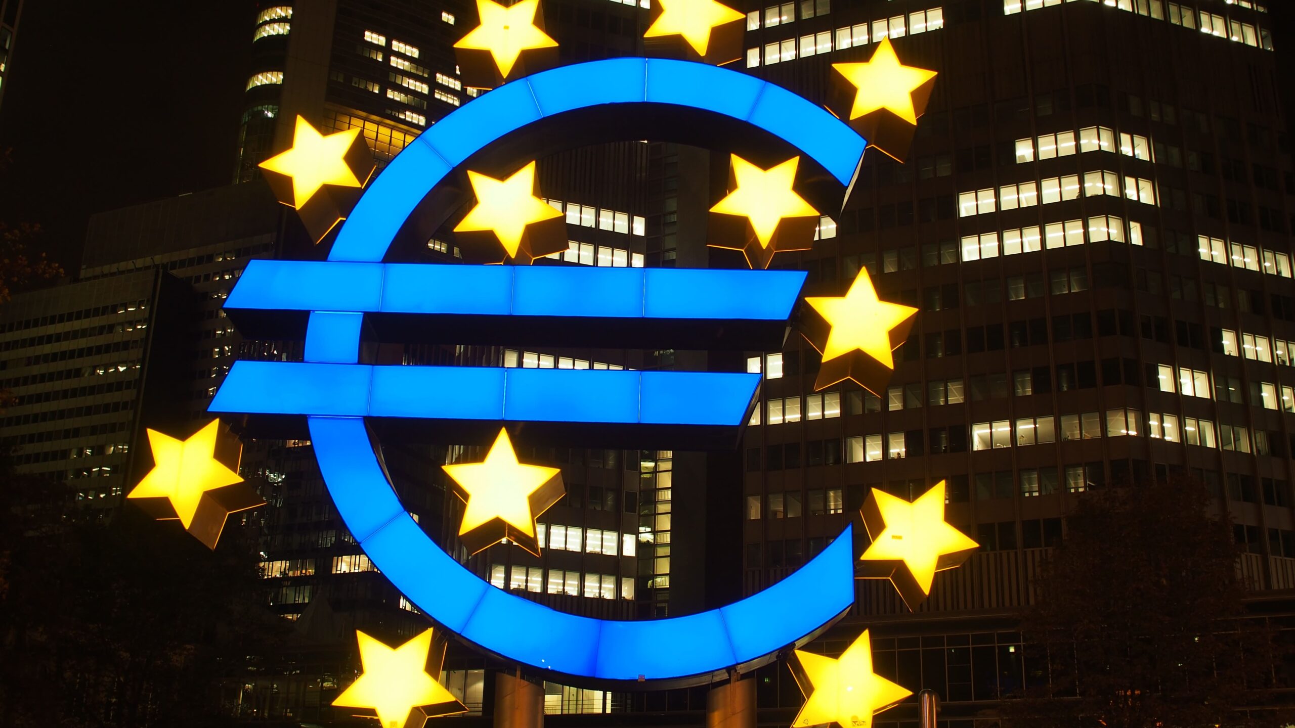 BCE: peggioramento della condizioni di stabilità finanziaria